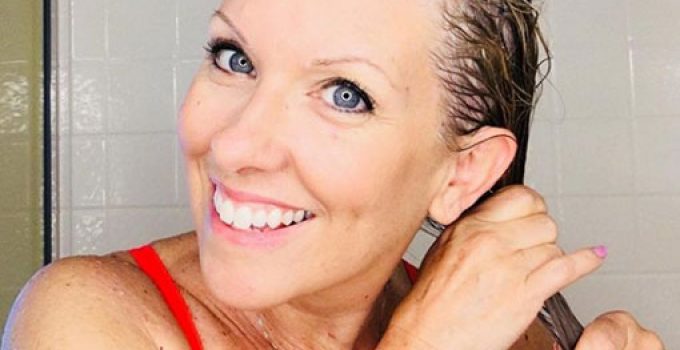 con shampoo sin sal dove