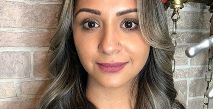 purple shampoo on highlighted hair