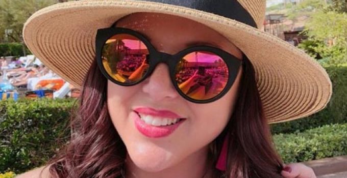 usar gorro de ala ancha