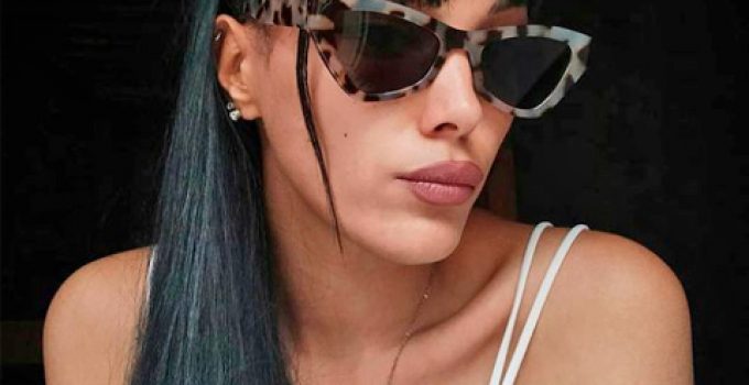 it's actually dark brown