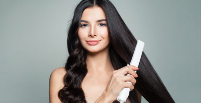 recuperar rizo después de planchar mucho el pelo