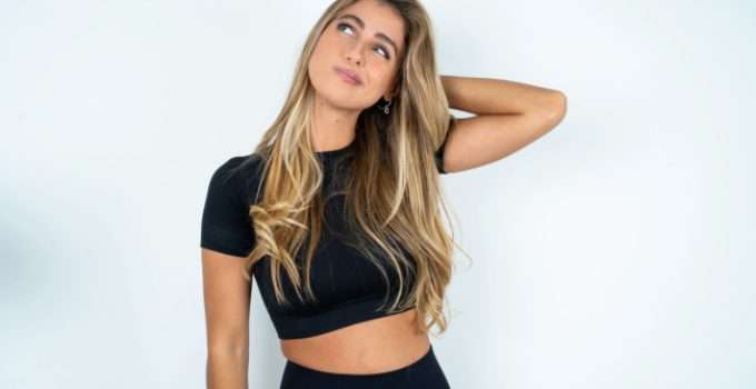 Jovencita se pregunta para qué sirve el amoniaco en el cabello