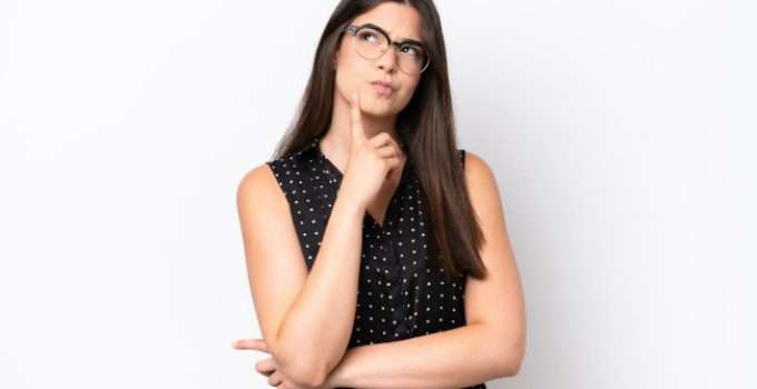 Una jovencita duda si el botox se enjuaga